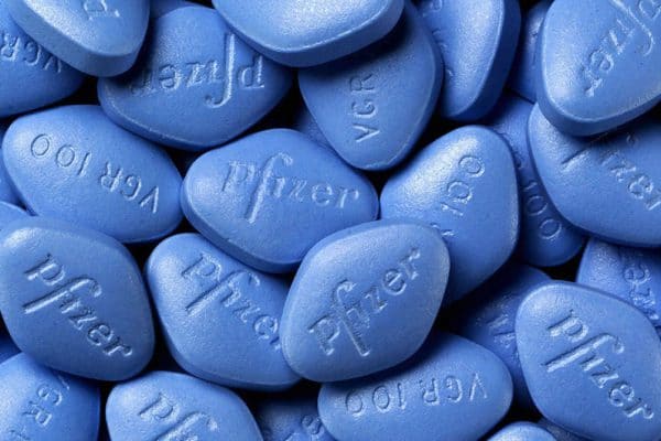 Viagra : La pilule bleue qui lutte contre les problèmes d’érection