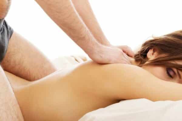 15 conseils pour un massage sexuel réussi