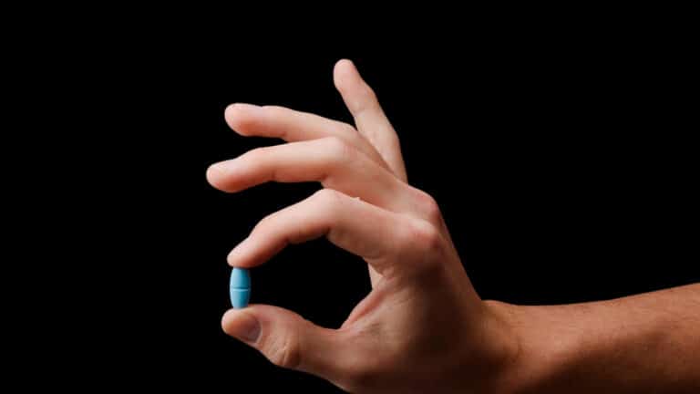 pilule pour bander : médicament pour bander pour soigner les problèmes d'érection